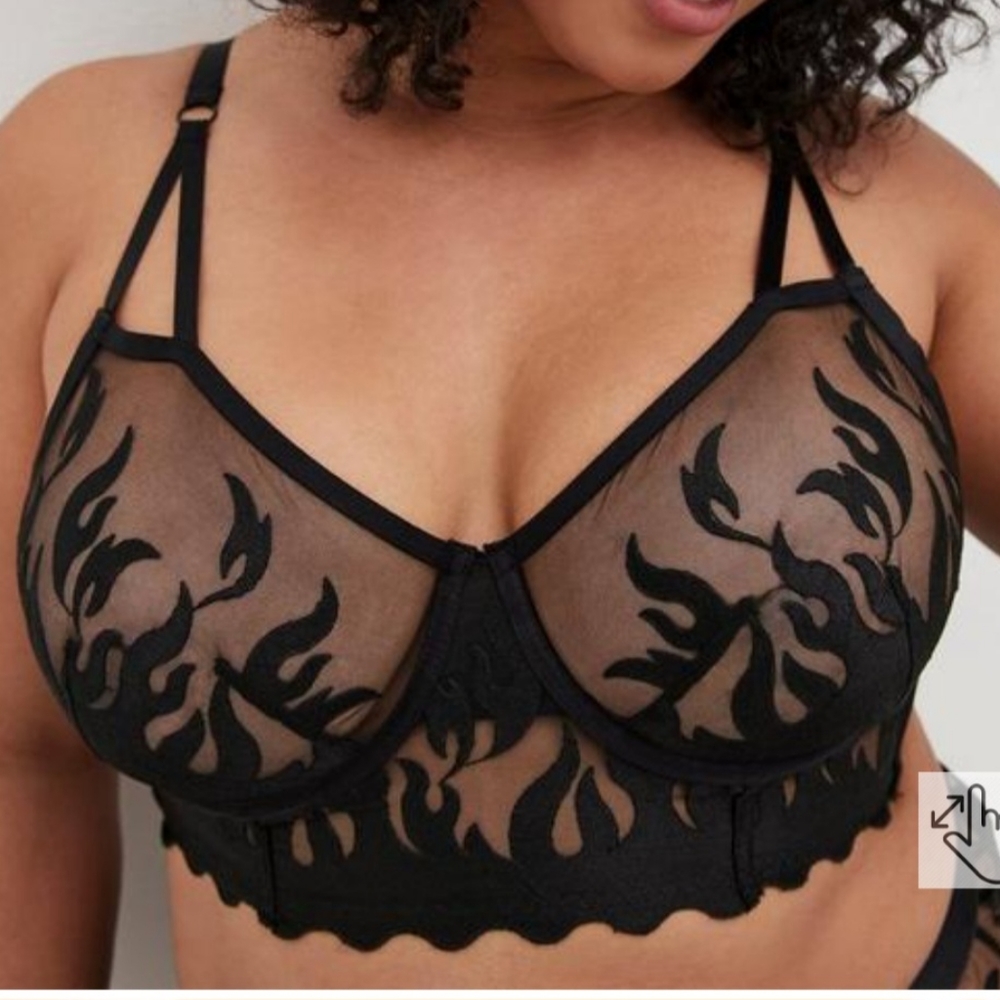 SEXY SHEER BLACK EMBROIDERY FLAME UNDERWIRE BRA TORRID SIZE 5 (28)